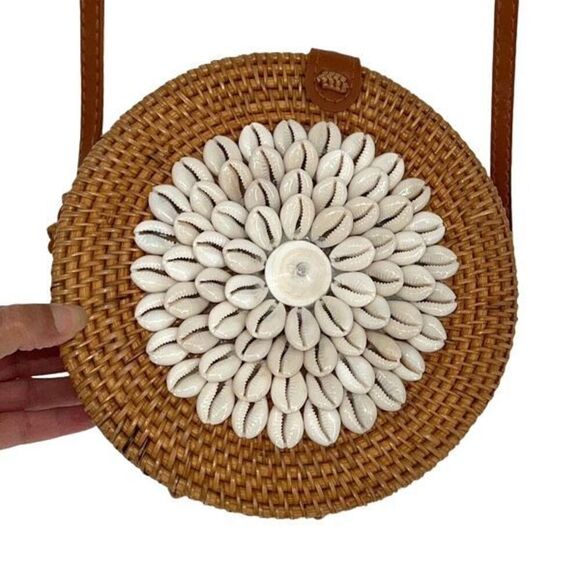 Jelavu Womens Rattan Floral Shells Round Crossbody Handbag Brown White OS - Picture 2 of 11